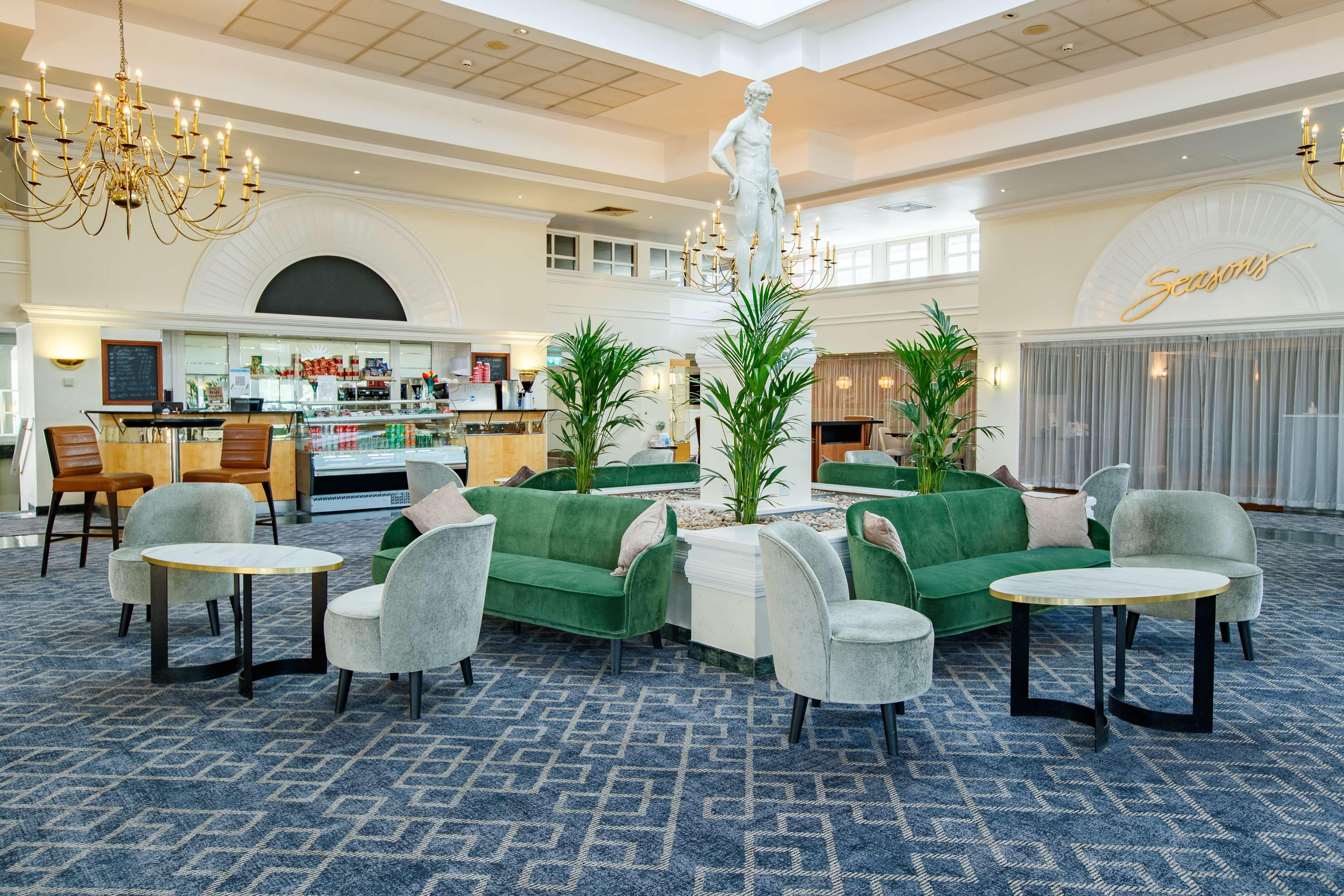 Hilton Northampton Hotel Esterno foto