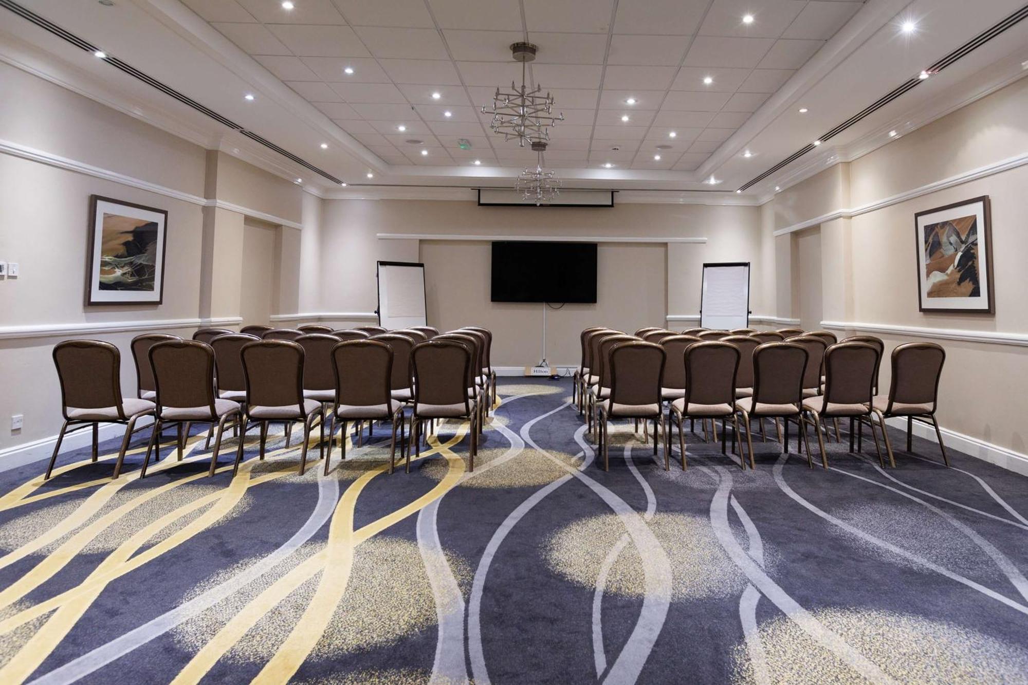 Hilton Northampton Hotel Esterno foto